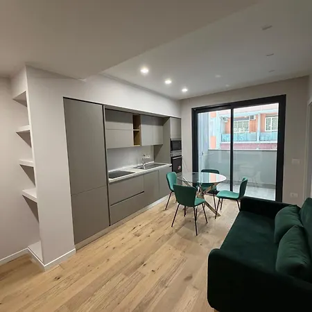 Apartament Calefati P9 Modern Design In Center Bari